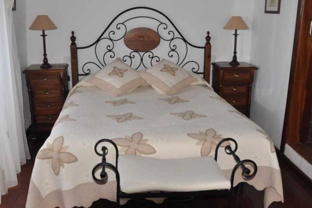 De 1945 Dos Plantas Patio Y Barbacoa Country house *